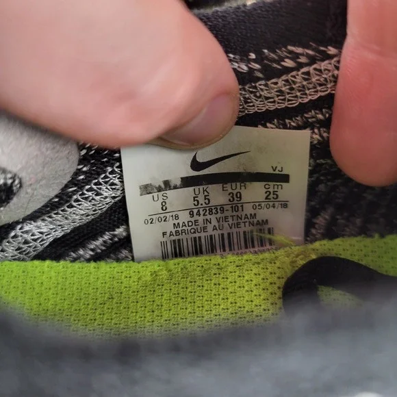 Nike Free RN Flyknit 2018 Oreo Black White Running Shoes 942839-101 Womens 8 - Picture 11 of 12